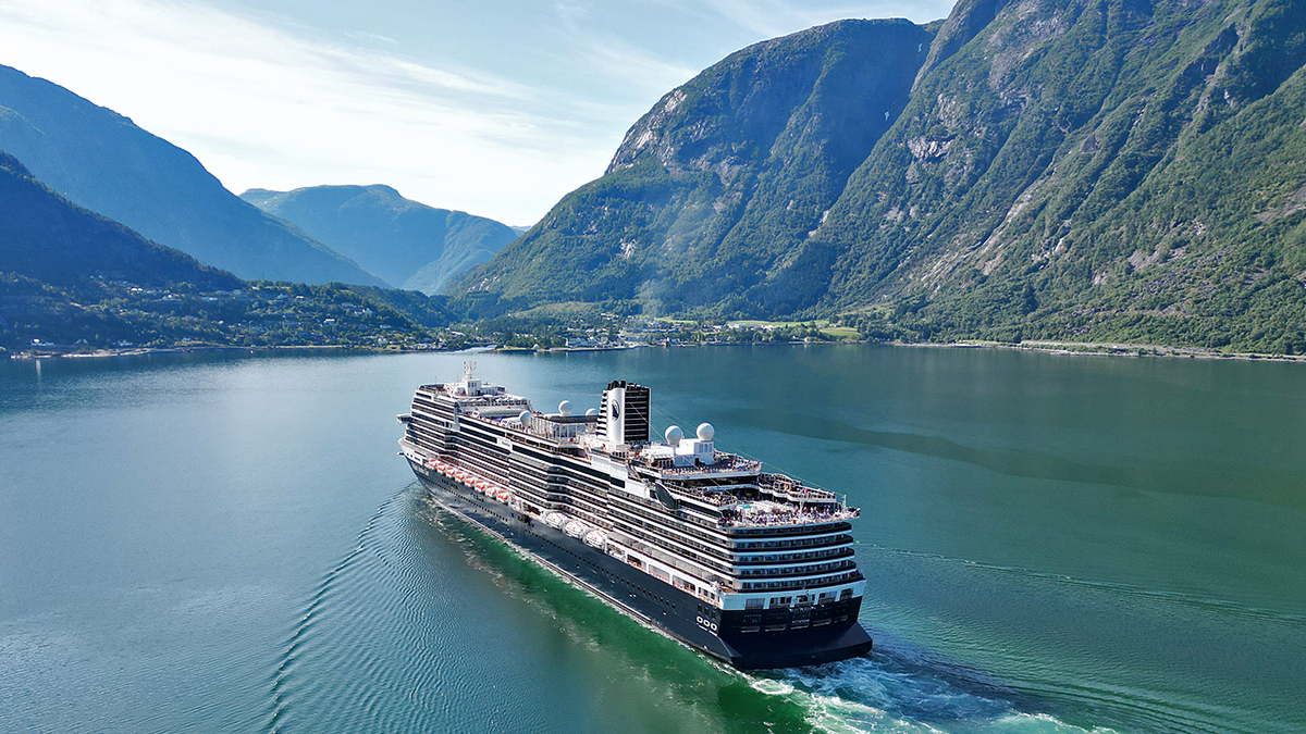 Holland America Line; Rotterdam